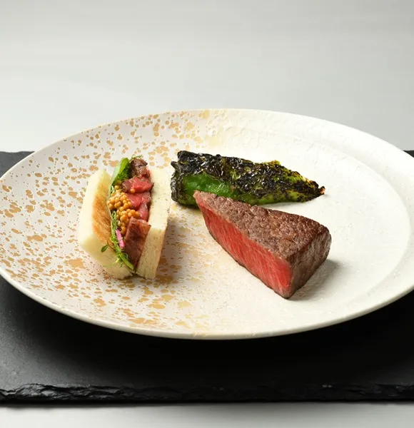 厳選和牛の炭火焼 北陸の薬味添え